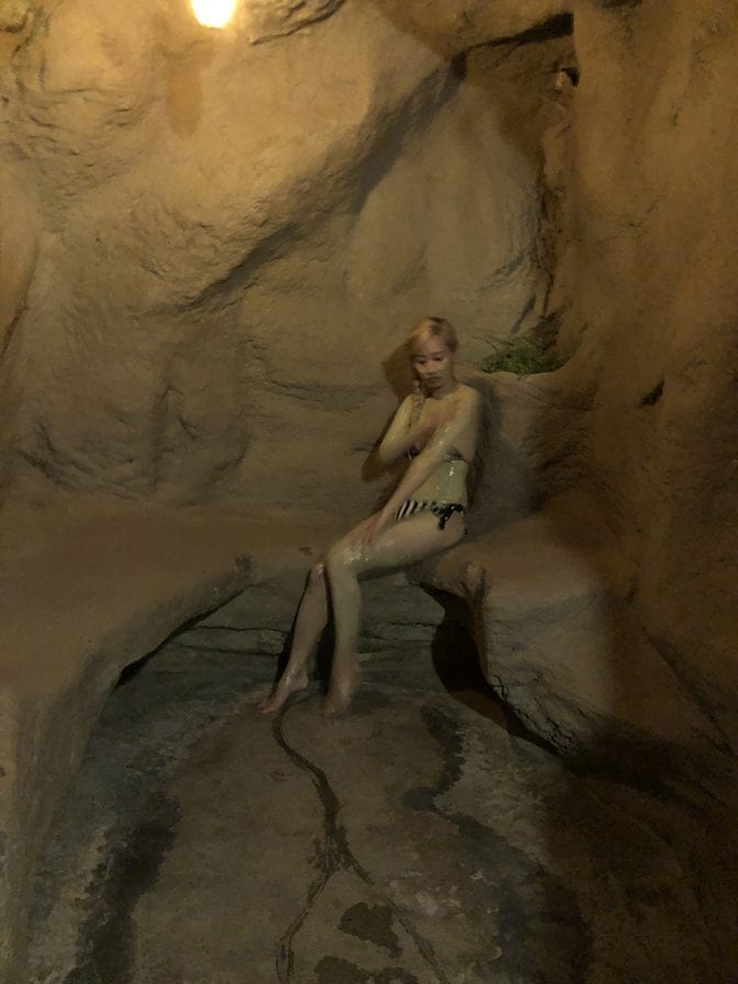 glen ivy hot springs massage - grotto2