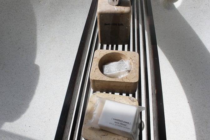 four seasons koh samui review - bathtub amenities